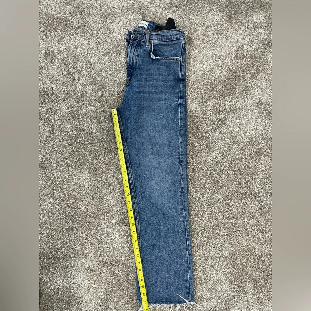 Zara Women's Straight Leg Blue Jeans - Picture 9 of 9